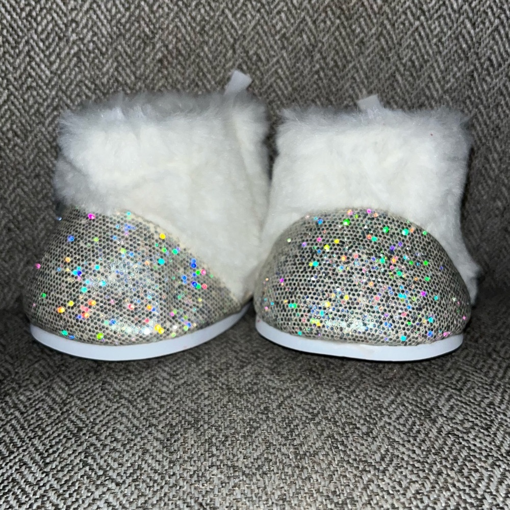 Build-A-Bear Workshop White Furry Silver Boots RARE HTF Disney Frozen Elsa Boots